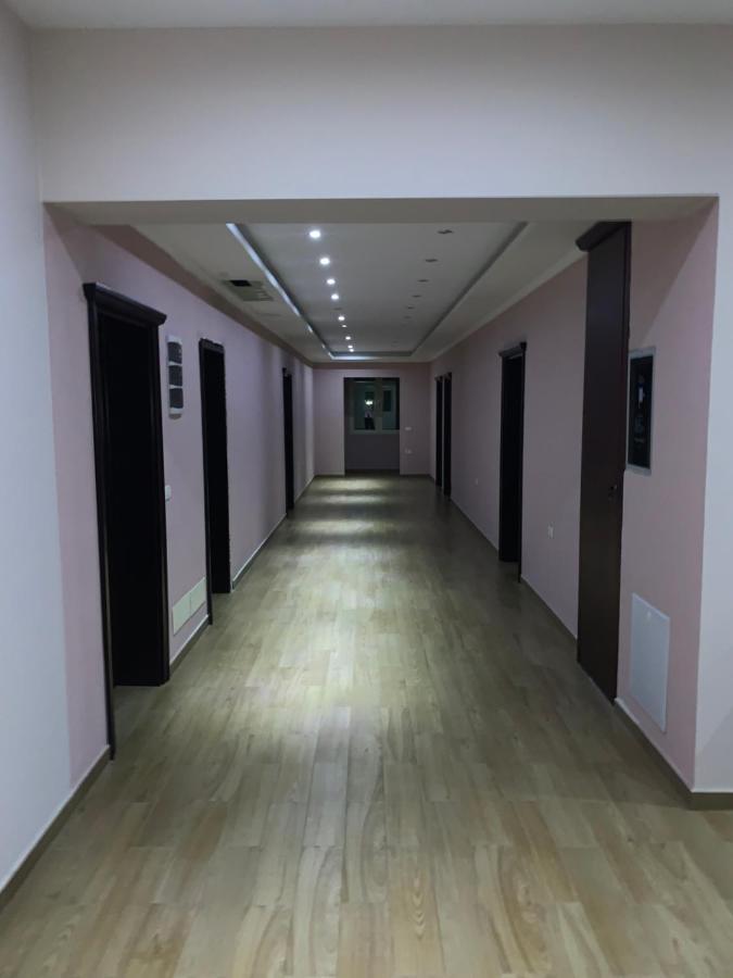 Hotel Arandi Ag Tirana Extérieur photo